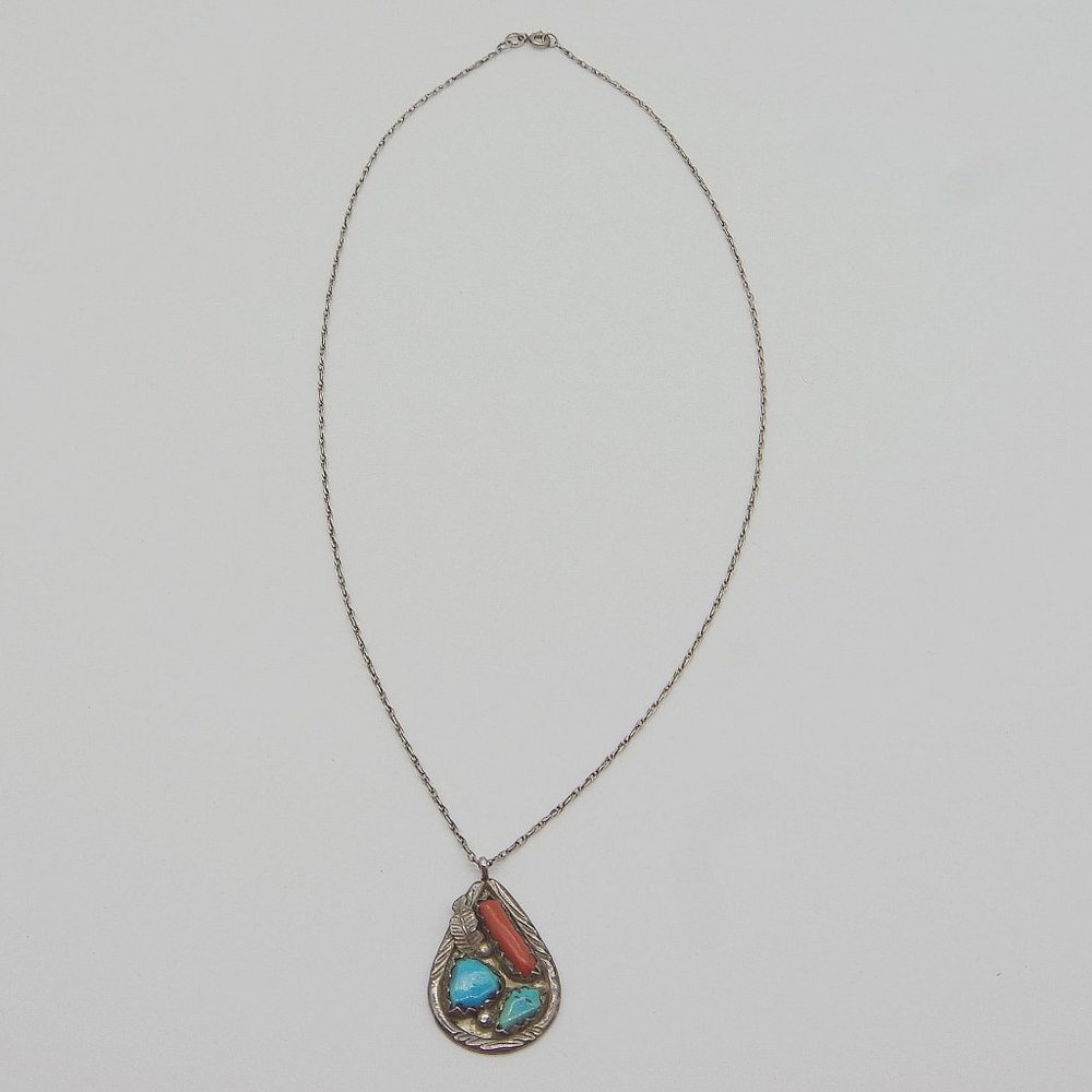 F Cheama Vintage Zuni Sterling Silver Pendant Necklace Turquoise and Coral - Picture 4 of 7